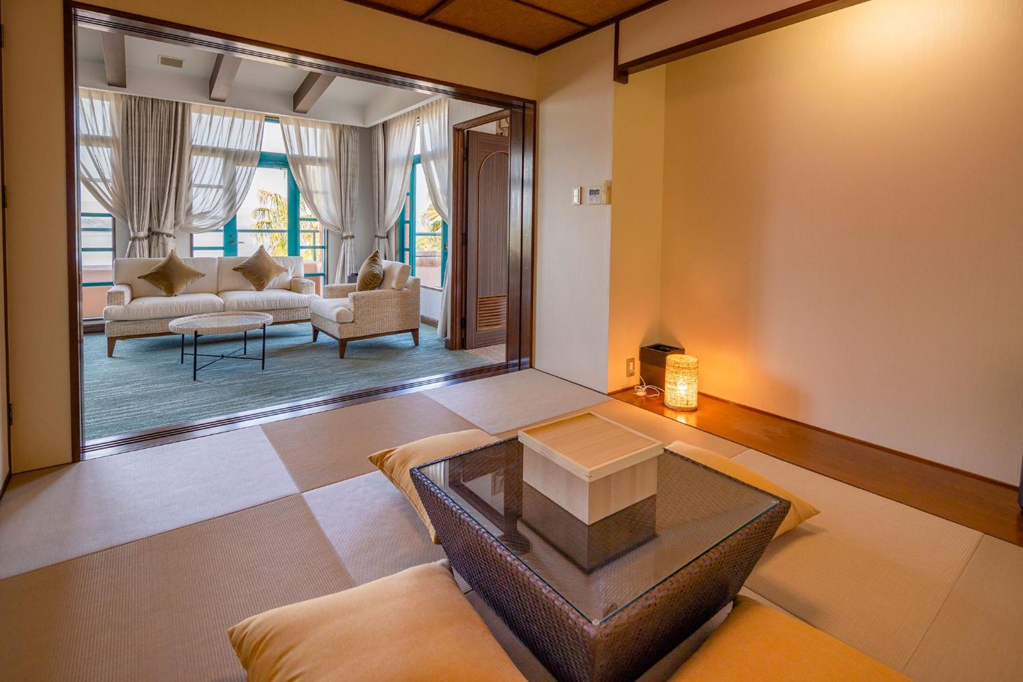 Hotel Ooedo Onsen Monogatari Premium Saikaibashi à Sasebo Extérieur photo